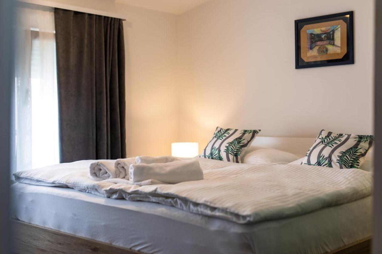 자그레브 Four Roses B&B 외부 사진