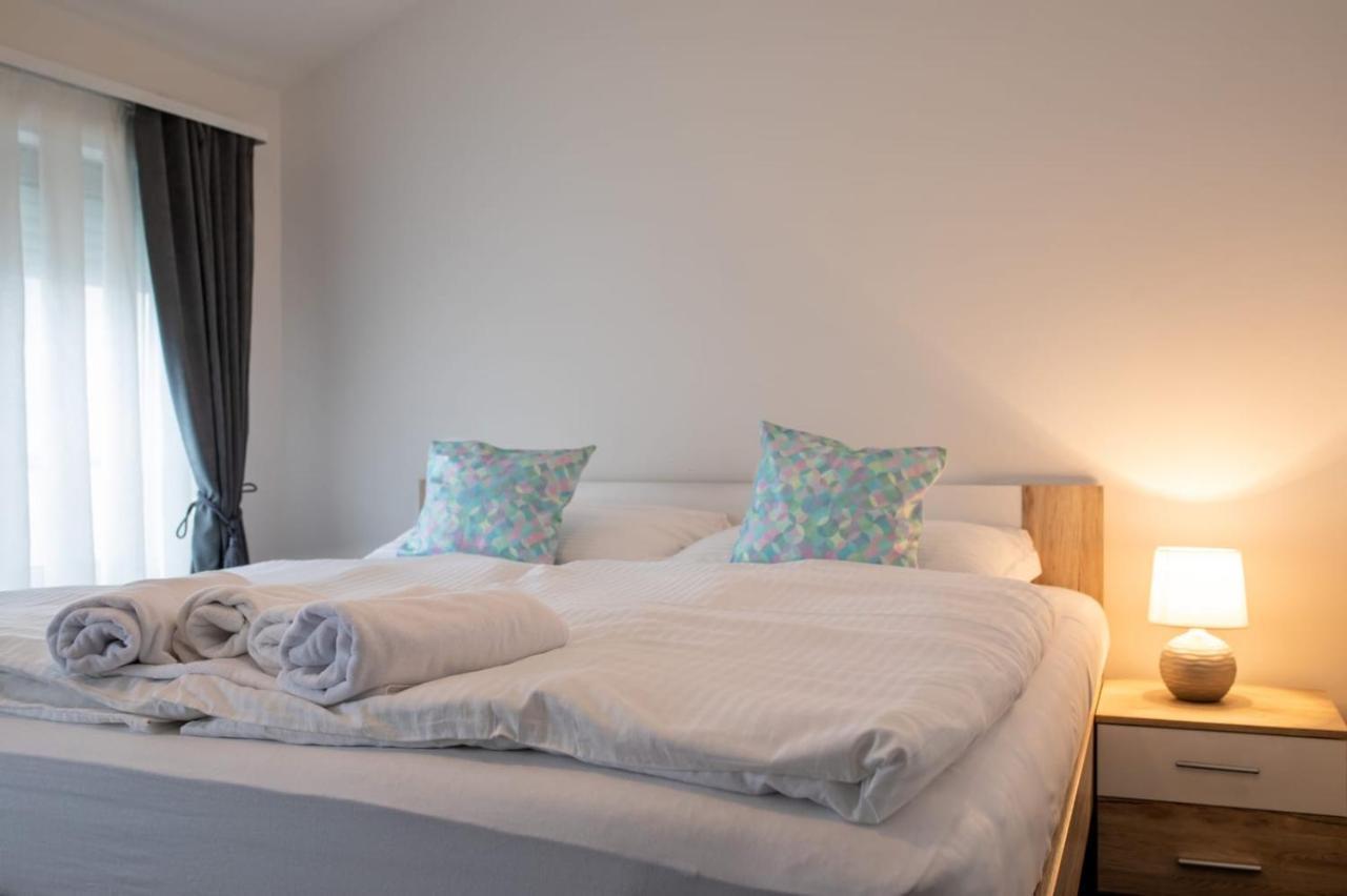 자그레브 Four Roses B&B 외부 사진